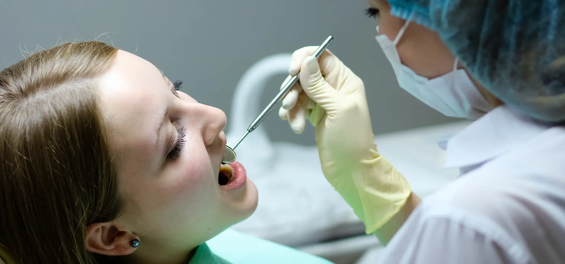 Planning Wisdom Teeth Removal Around Summer Break