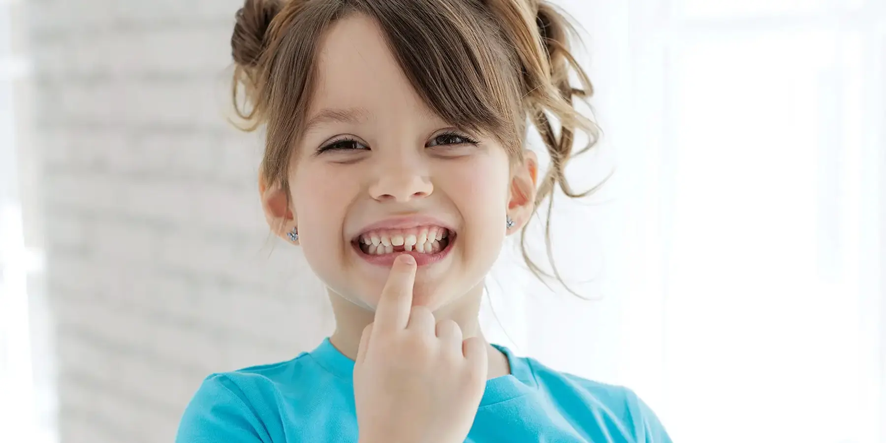 When Do Kids Start Losing Teeth? What’s Normal, What’s Not