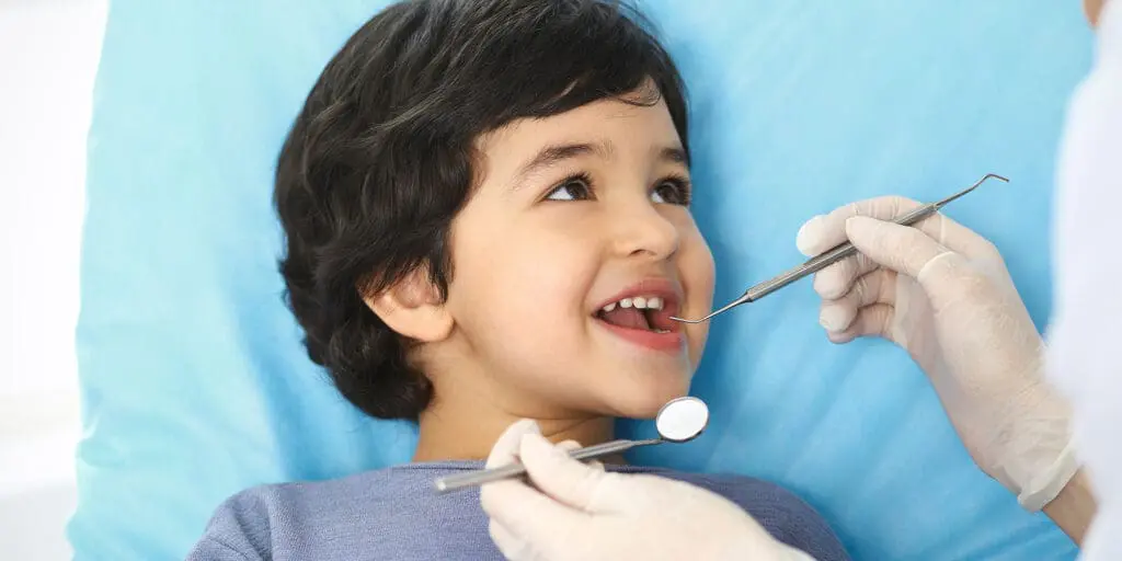 Linea Alba in the Mouth: What the White Line Inside Your Cheek Is